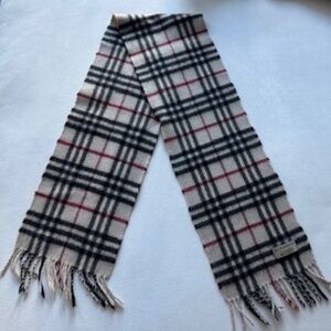 Burberry Narrow Cashmere Check Scarf